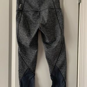 Zella gray crop leggings xsmall